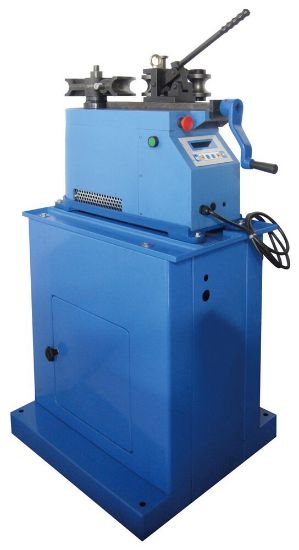 Afbeeldingen van Huvema pijpenbuigmachine HU BM60A