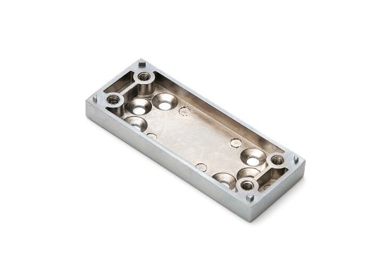 Afbeeldingen van Raamsluiting onderlegplaat aluminium